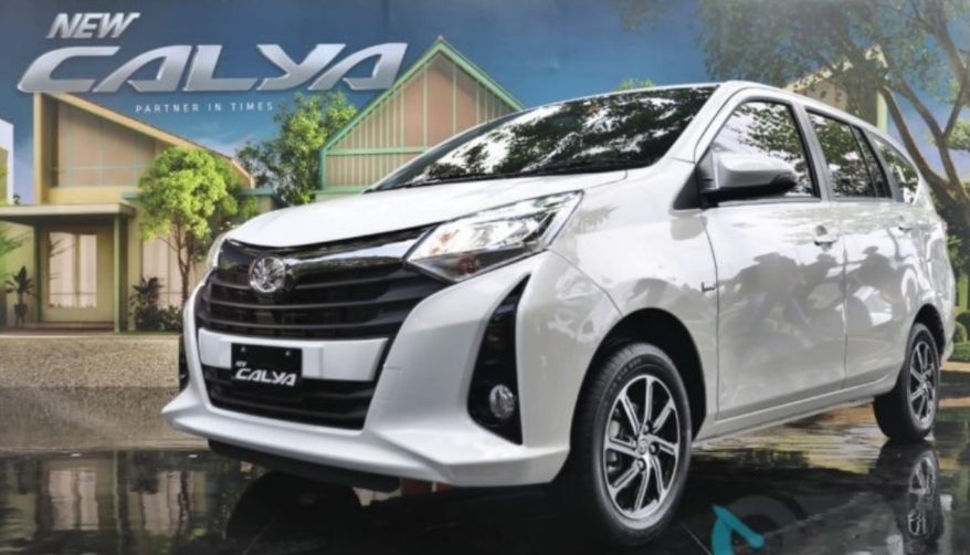 6. Mobil terlaris Toyota Calya 2021